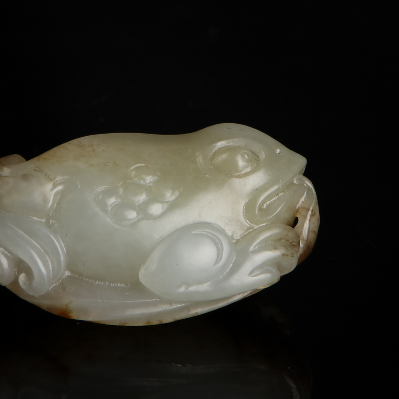 新疆籽料和田白玉三脚蟾吊坠-红掌柜