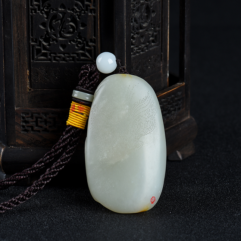 和田玉梅花放翁吊坠-红掌柜