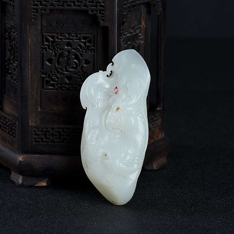 籽料和田白玉仿古龙吊坠-红掌柜