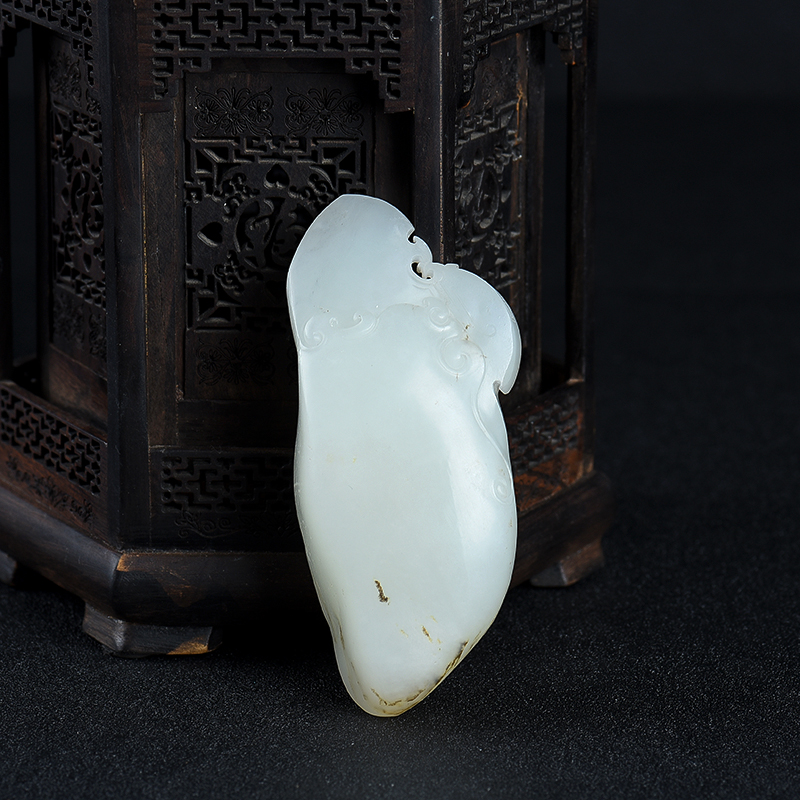 天然和田玉仿古龙吊坠-红掌柜