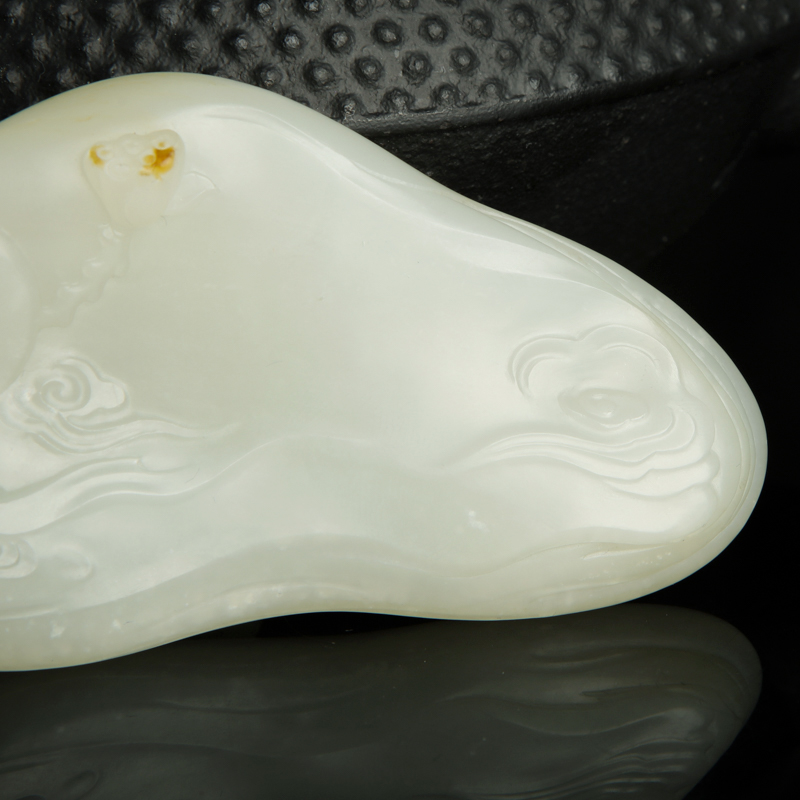 天然籽料和田白玉摆件-红掌柜