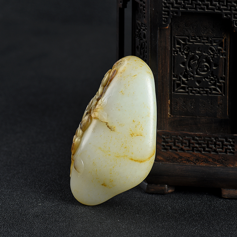 籽料俏色和田玉三不猴手把件-红掌柜