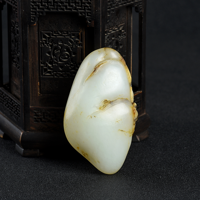 天然俏色和田玉三不猴手把件-红掌柜