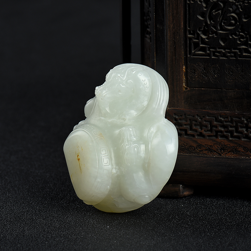 天然和田白玉双龙戏珠手把件-红掌柜