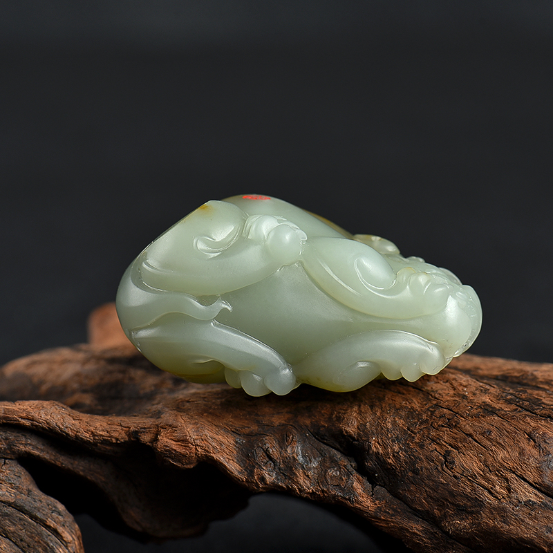 天然籽料和田玉貔貅吊坠-红掌柜