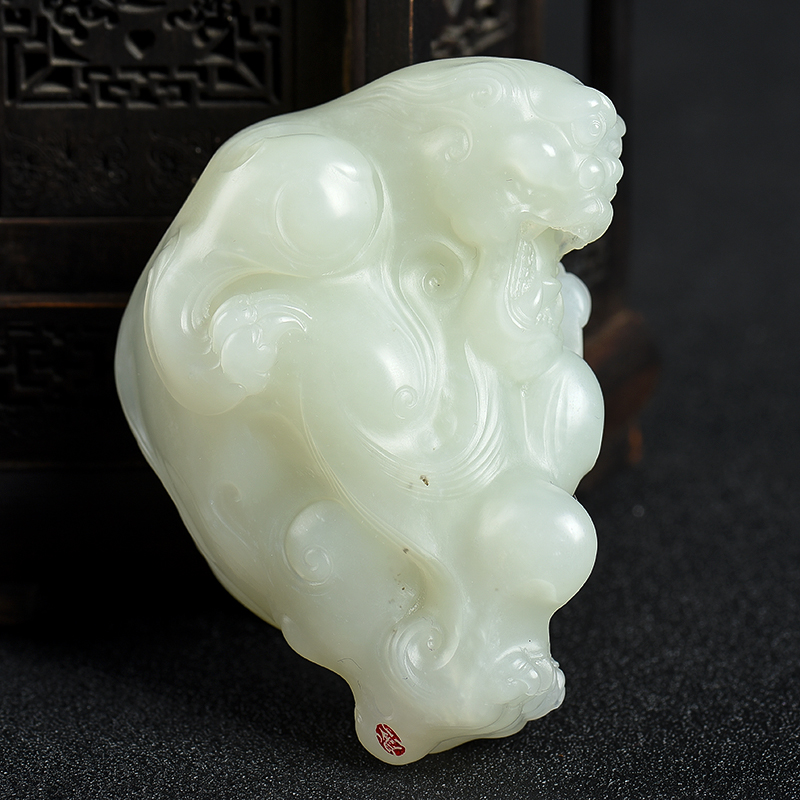 和田白玉美女与野兽手把件-红掌柜