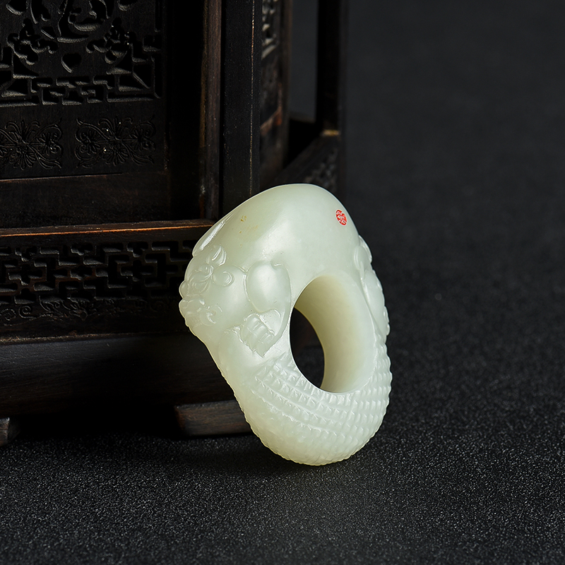 籽料和田白玉貔貅扳指-红掌柜