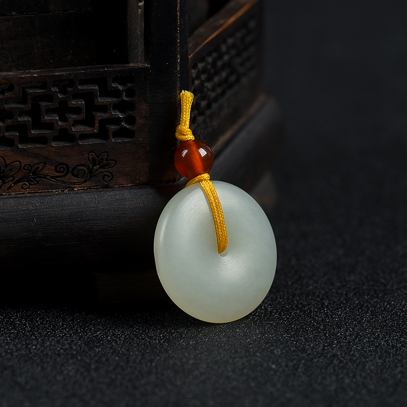 和田白玉平安扣吊坠-红掌柜