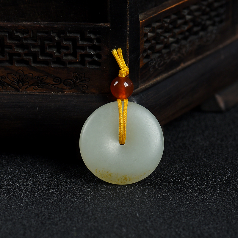 和田玉平安扣吊坠-红掌柜