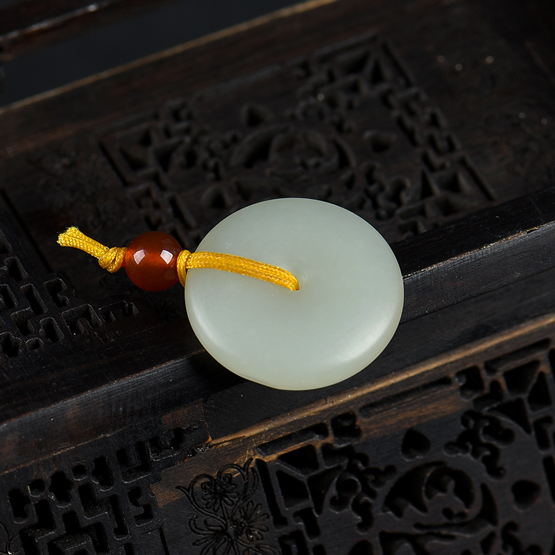天然和田白玉平安扣吊坠-红掌柜