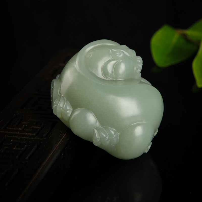 和田青玉貔貅吊坠-红掌柜