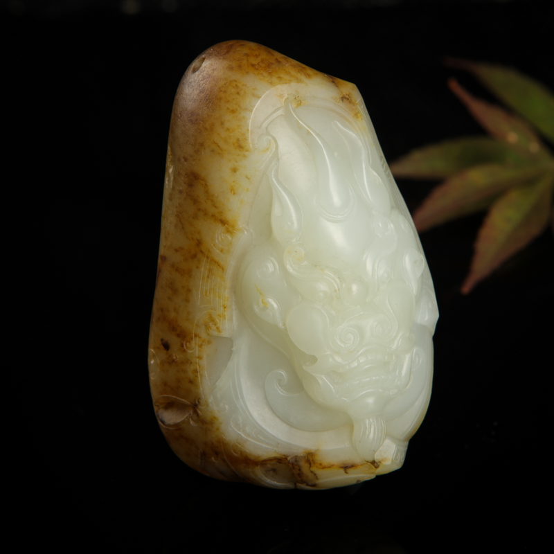 新疆天然籽料俏色和田玉瑞兽手把件-红掌柜