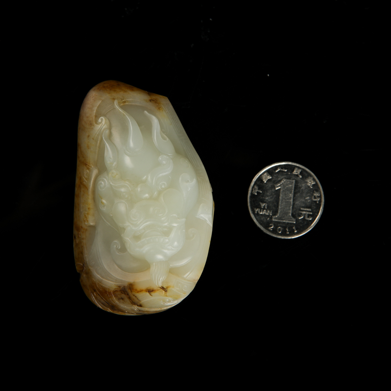 籽料俏色和田玉手把件-红掌柜