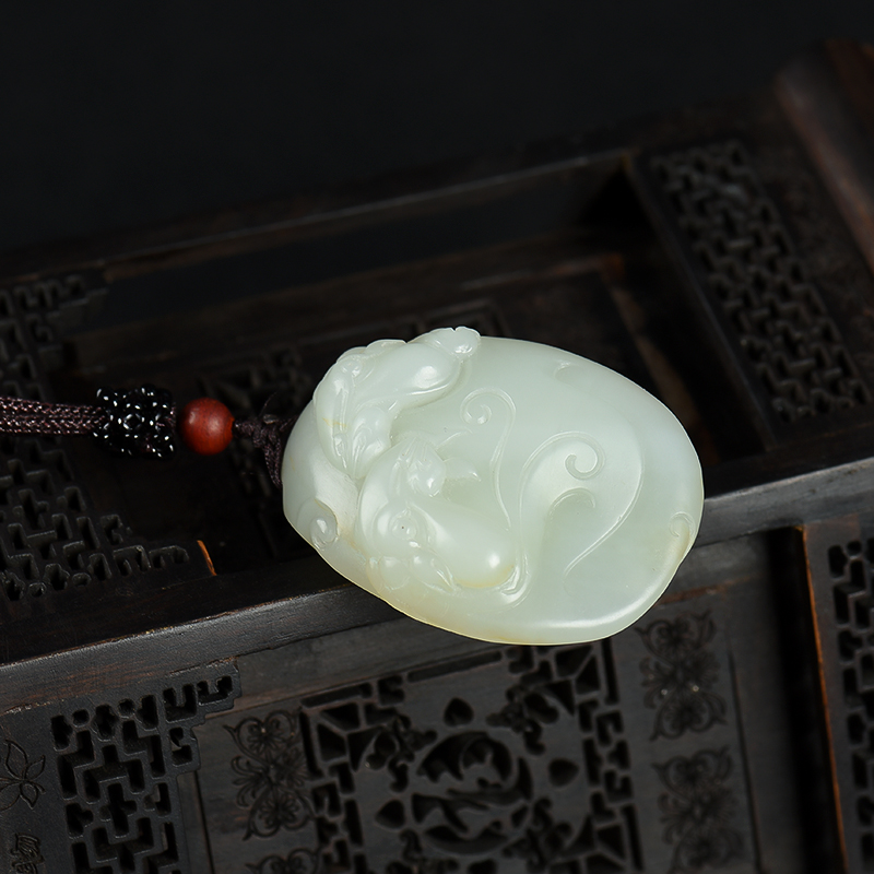 天然籽料和田白玉吊坠-红掌柜