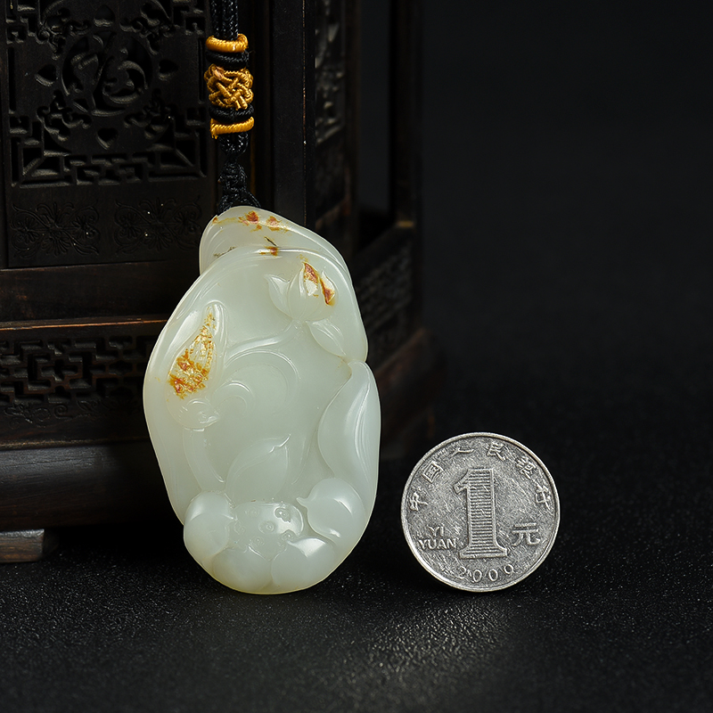 新疆天然和田玉一品清廉吊坠-红掌柜