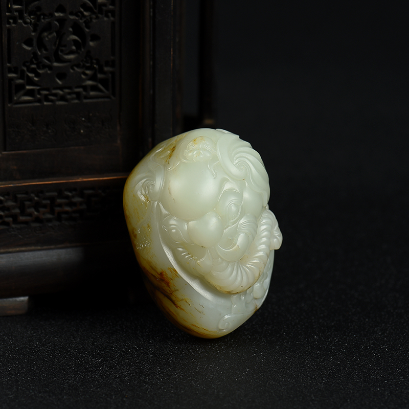 和田白玉吉人天相吊坠-红掌柜