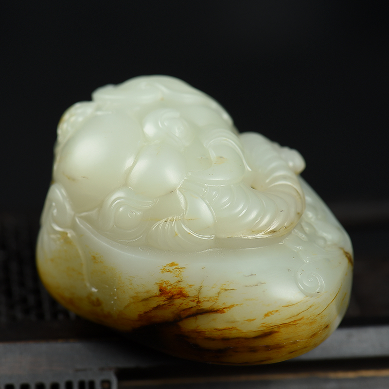 新疆和田白玉吉人天相吊坠-红掌柜