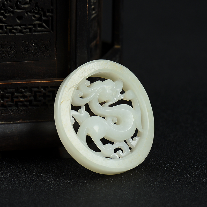 和田白玉麒麟吊坠-红掌柜