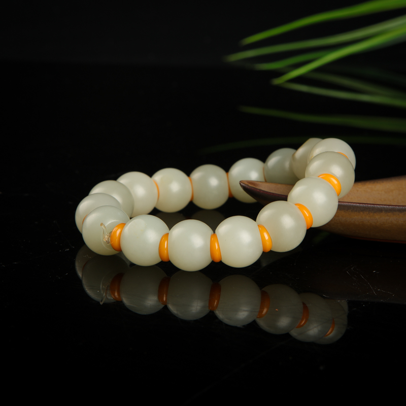 新疆籽料和田青白玉桶珠手串-红掌柜