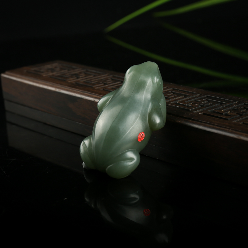 新疆籽料和田青玉招财进宝吊坠-红掌柜