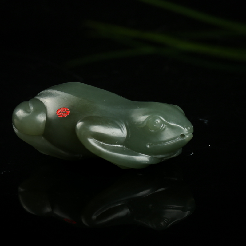 籽料和田玉招财进宝吊坠-红掌柜