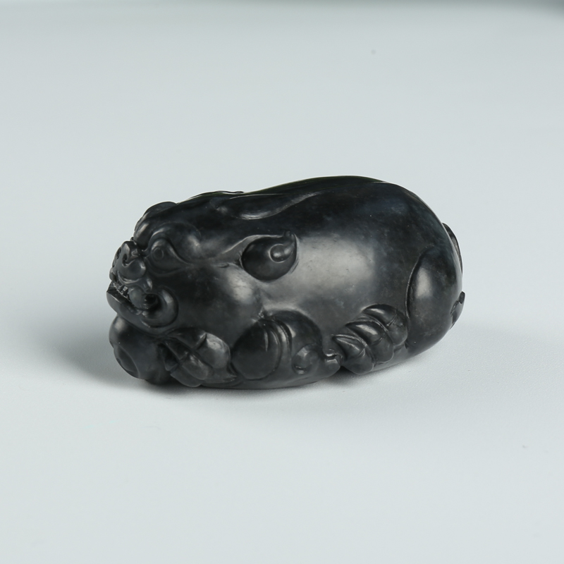 籽料和田玉貔貅吊坠-红掌柜