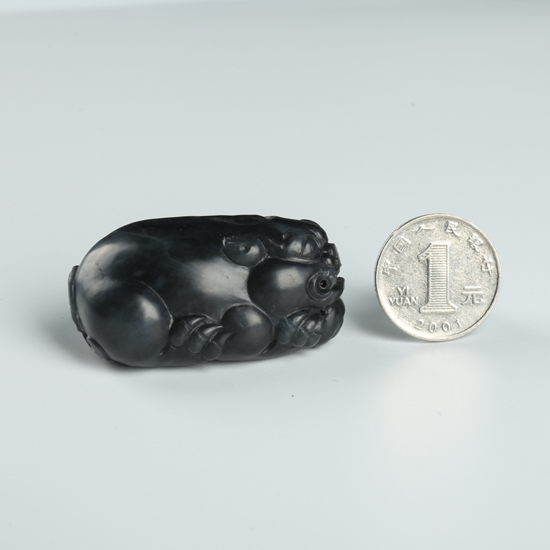 新疆籽料和田玉貔貅吊坠-红掌柜