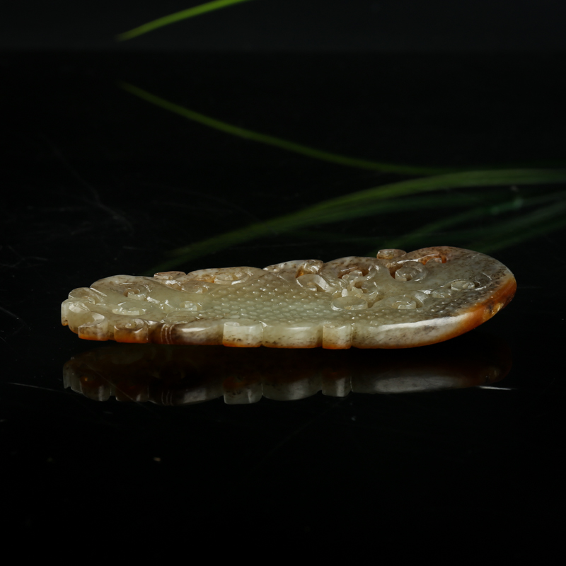 和田玉仿古龙纹吊坠-红掌柜