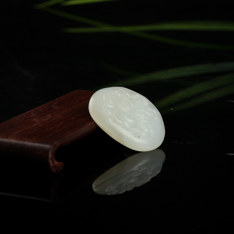 天然籽料和田白玉兽头吊坠-红掌柜