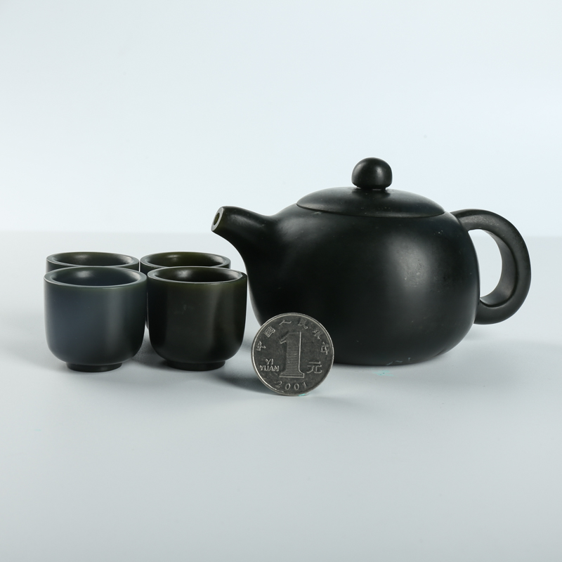 新疆天然和田青玉茶壶摆件-红掌柜