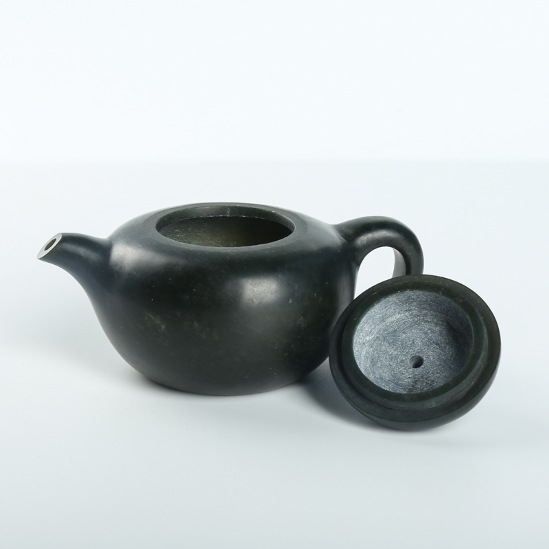 天然山料和田青玉茶壶摆件-红掌柜