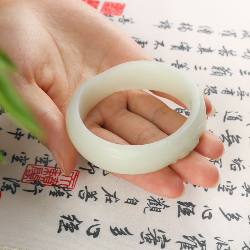 54mm籽料和田白玉手镯-红掌柜