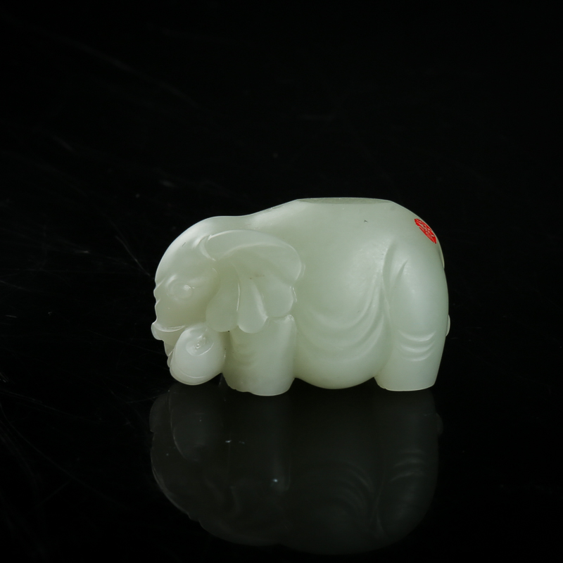 新疆天然籽料和田玉吉祥吊坠-红掌柜