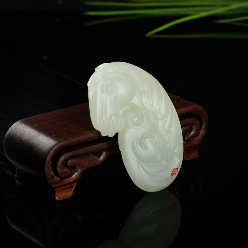 天然籽料和田白玉午马吊坠-红掌柜