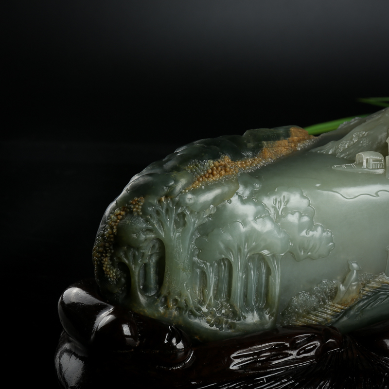 新疆天然籽料和田玉山水图摆件-红掌柜
