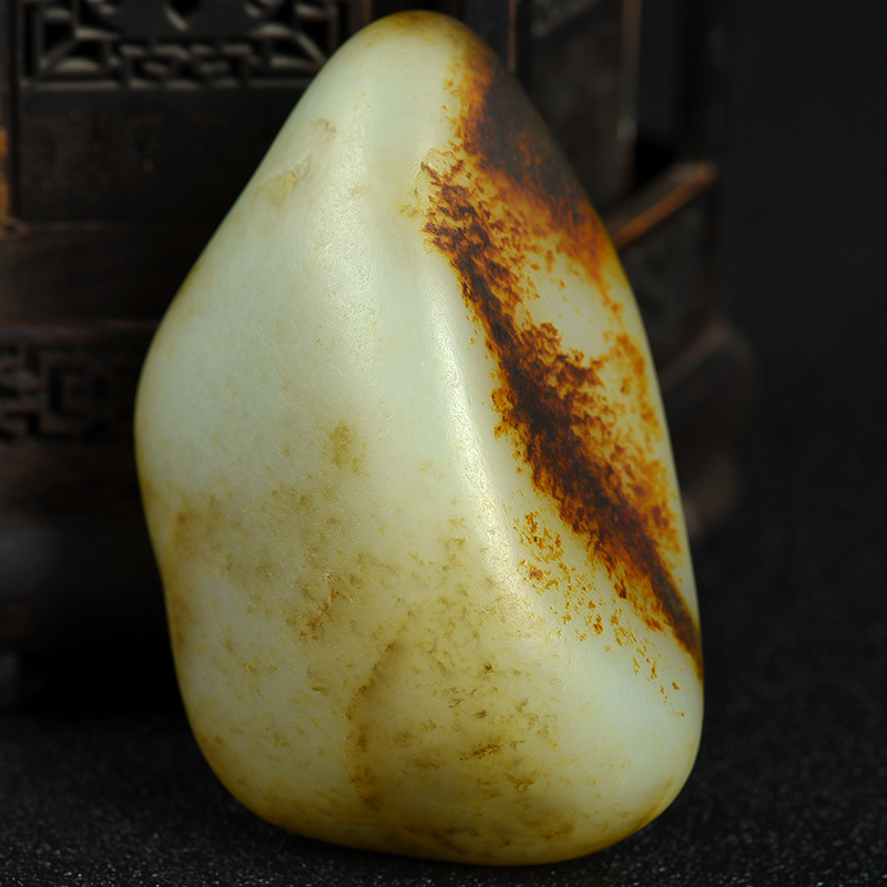 天然籽料俏色和田玉随形手把件-红掌柜