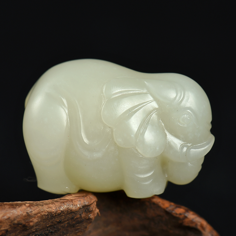 新疆天然籽料和田玉大象吊坠-红掌柜