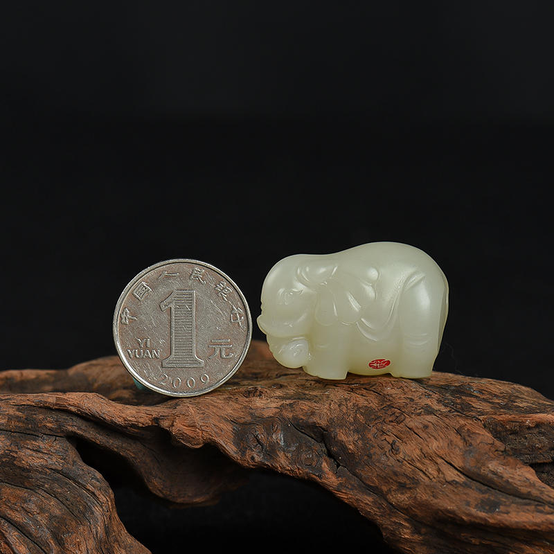 和田白玉大象吊坠-红掌柜