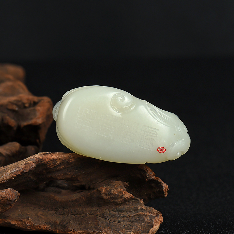 新疆天然和田白玉貔貅摆件-红掌柜