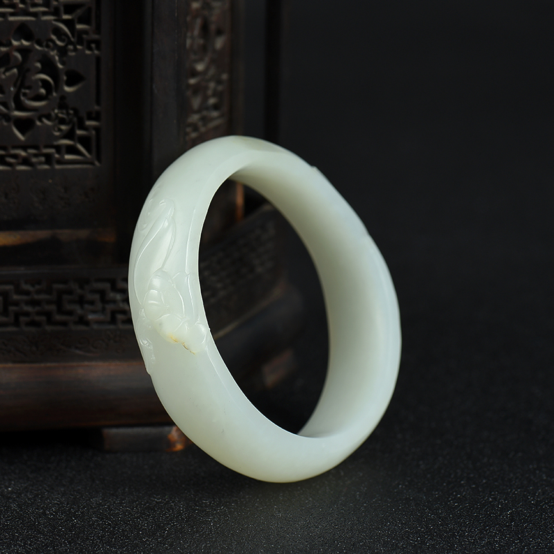 53.5mm天然籽料和田白玉一品清廉手镯-红掌柜