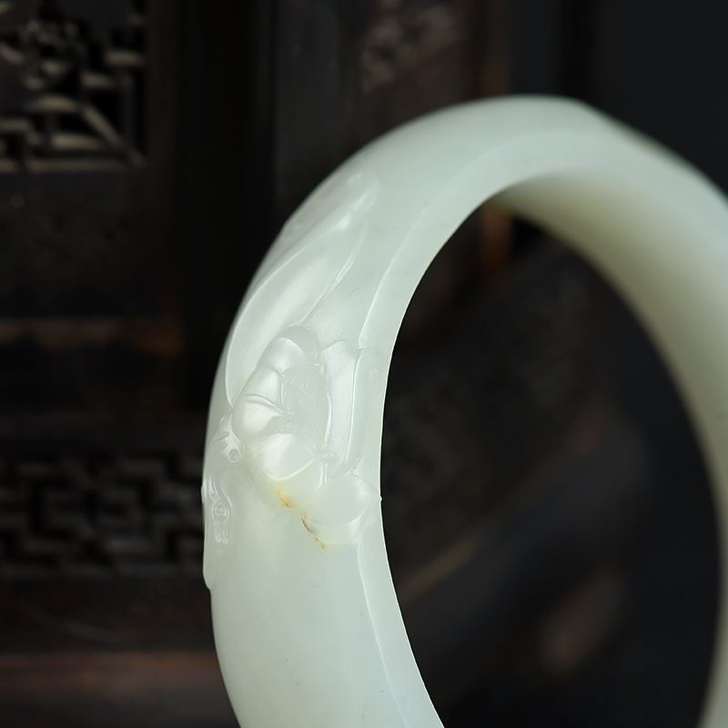 53.5mm籽料和田白玉手镯-红掌柜