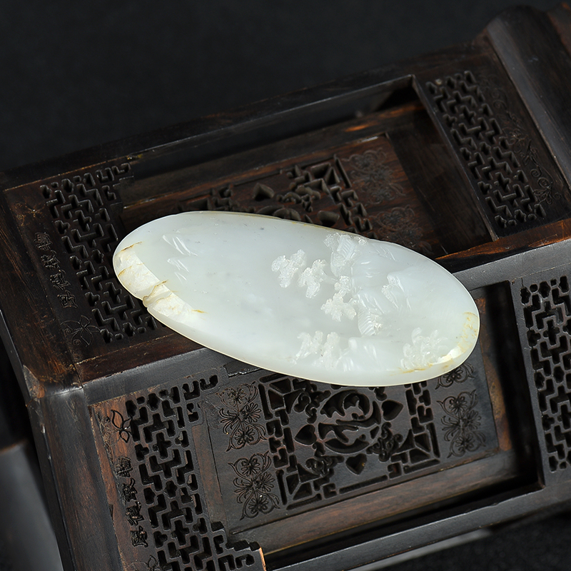 天然和田玉远山近林吊坠-红掌柜