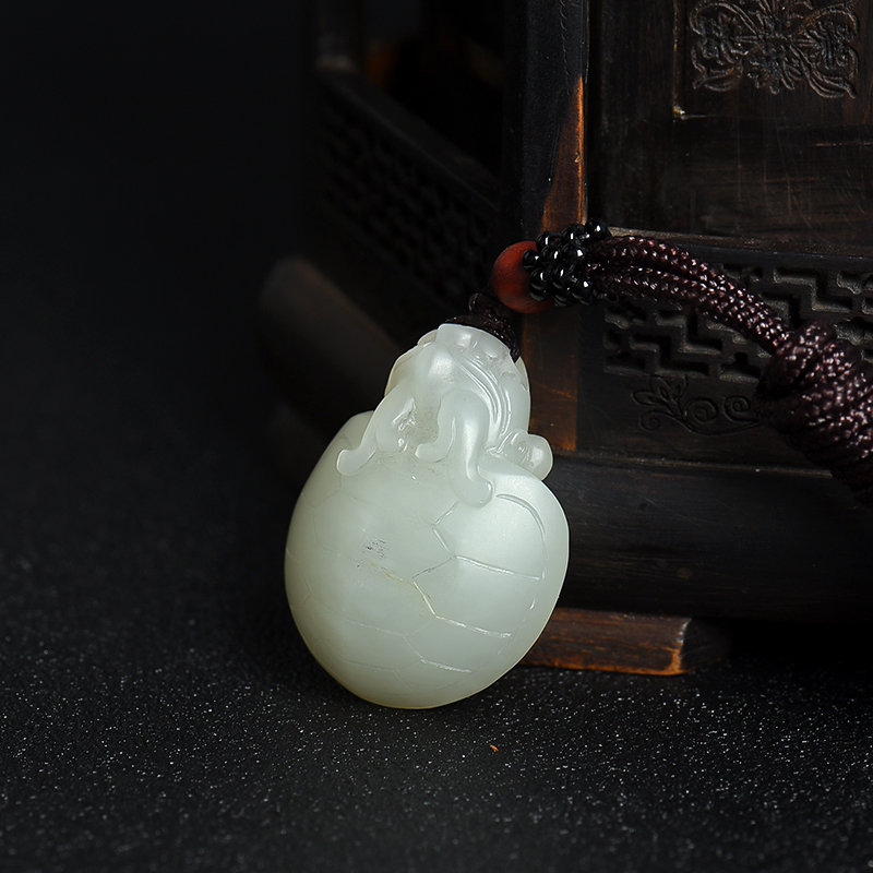 新疆籽料和田白玉龙龟吊坠-红掌柜