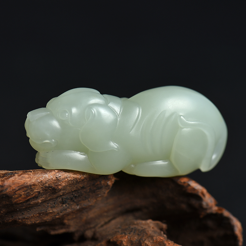 天然新疆籽料和田青白玉吊坠-红掌柜