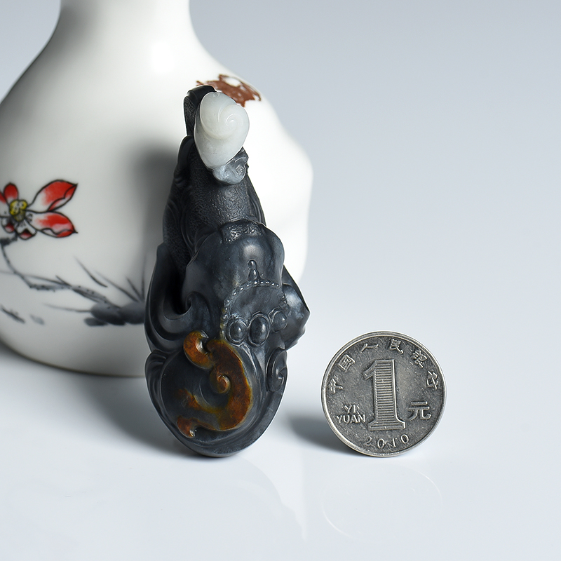 籽料和田玉大象手把件-红掌柜