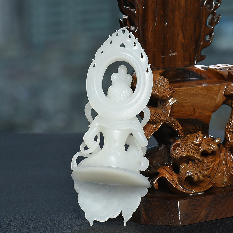 新疆天然籽料和田白玉摆件-红掌柜
