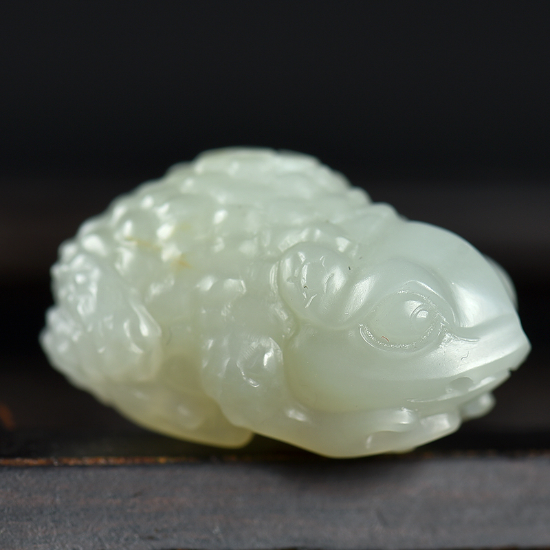 新疆天然籽料和田青白玉吊坠-红掌柜