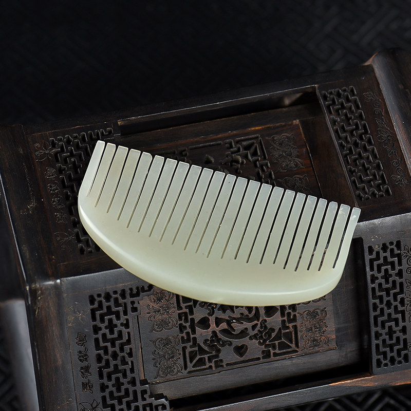 新疆籽料和田玉梳子-红掌柜