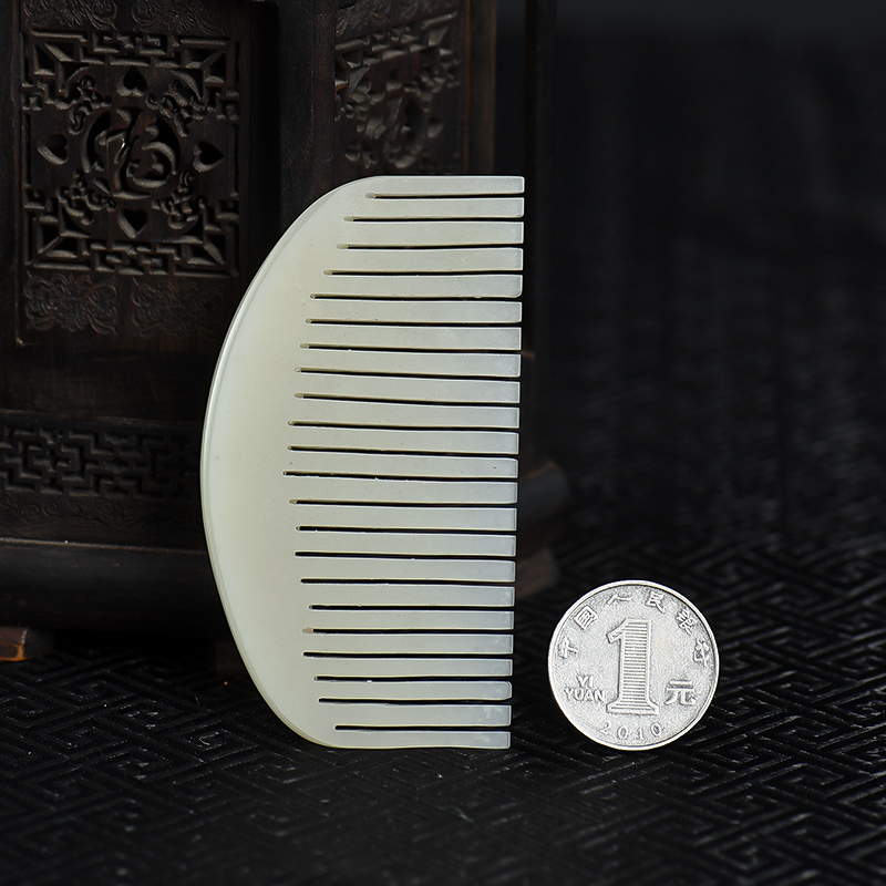 新疆天然籽料和田玉梳子-红掌柜