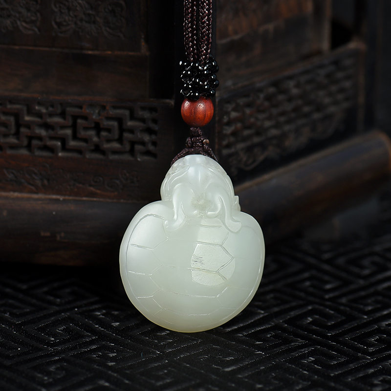 新疆天然籽料和田白玉龙龟吊坠-红掌柜